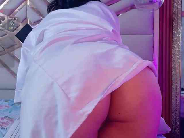 Sexyladyandhot webcam