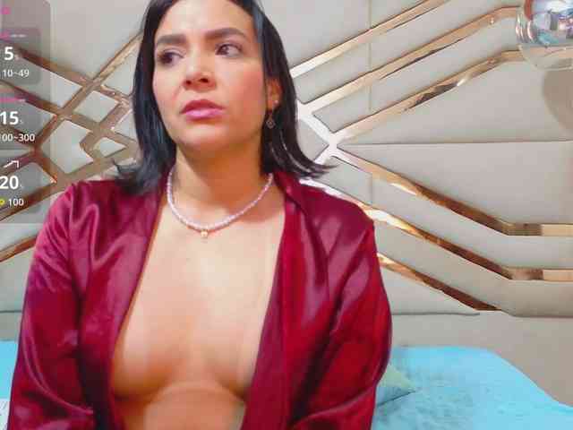 Sexyladyandhot webcam