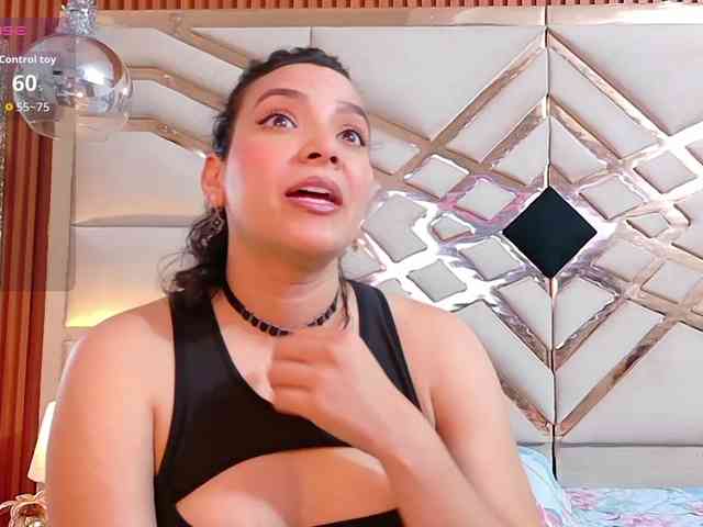 Sexyladyandhot webcam