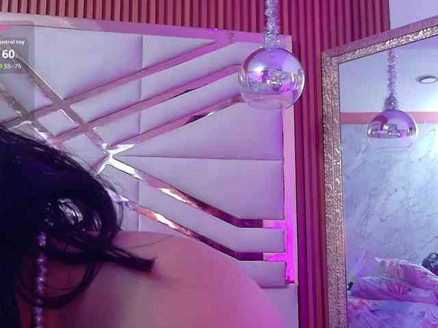Sexyladyandhot webcam