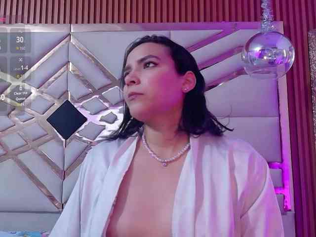Sexyladyandhot webcam