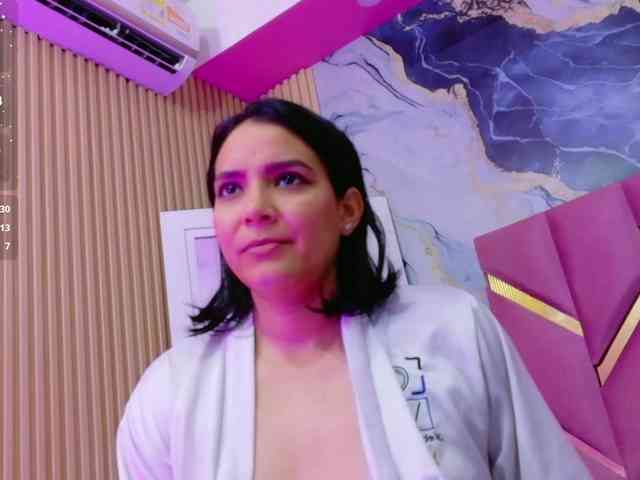 Sexyladyandhot webcam