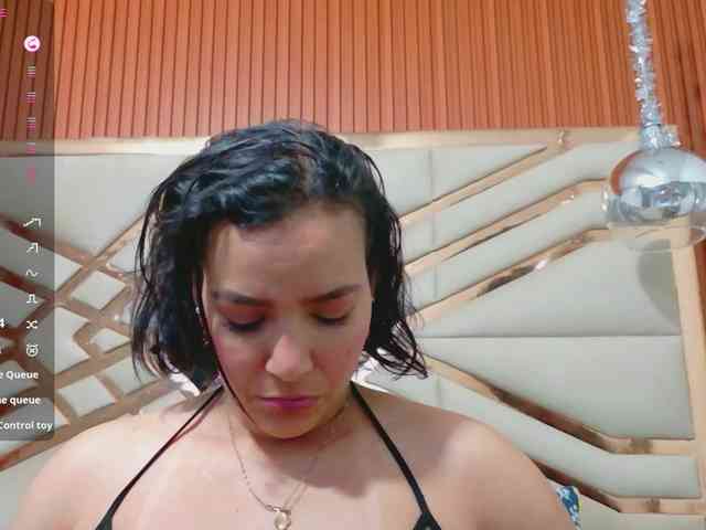 Sexyladyandhot webcam