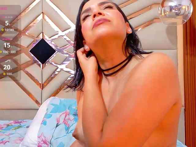 Sexyladyandhot webcam