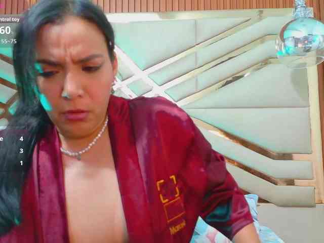 Sexyladyandhot webcam