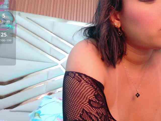 Sexyladyandhot webcam