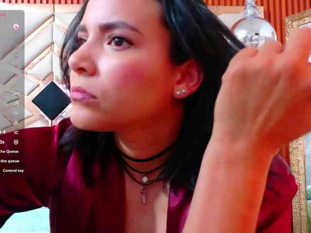 Sexyladyandhot webcam