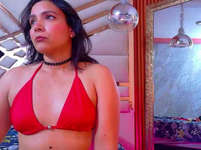 Sexyladyandhot webcam