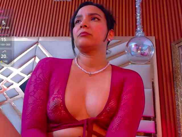 sluttyandmature sluttyandmature