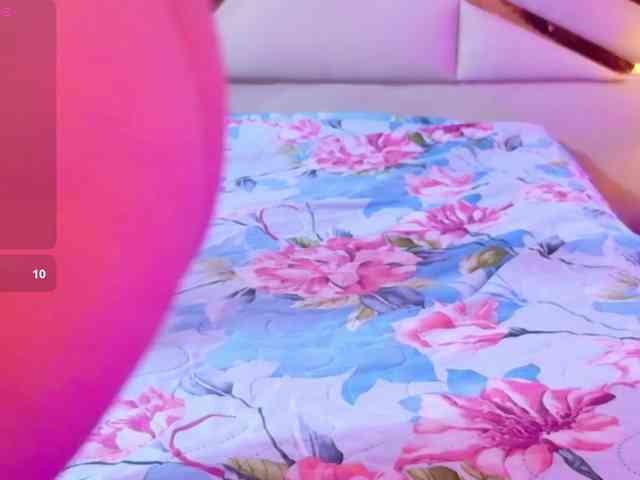 Sexyladyandhot webcam