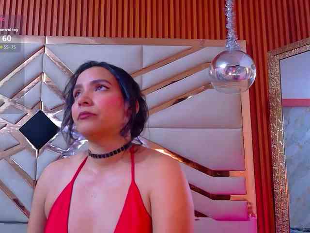 Sexyladyandhot webcam