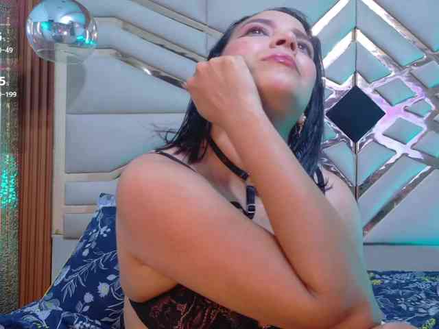 Sexyladyandhot webcam