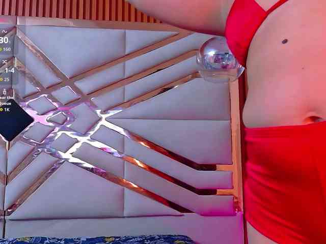 Sexyladyandhot webcam
