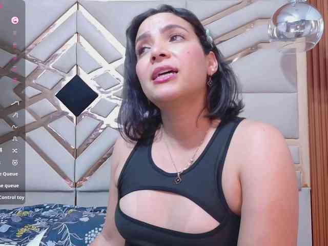 Sexyladyandhot webcam