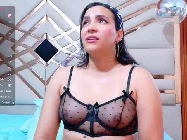 sluttyandmature