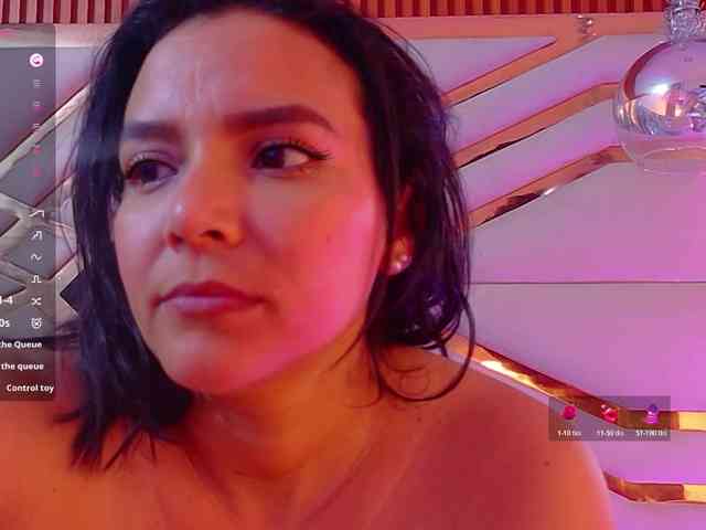 Sexyladyandhot webcam