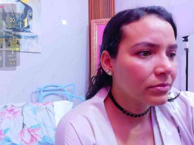 Sexyladyandhot webcam