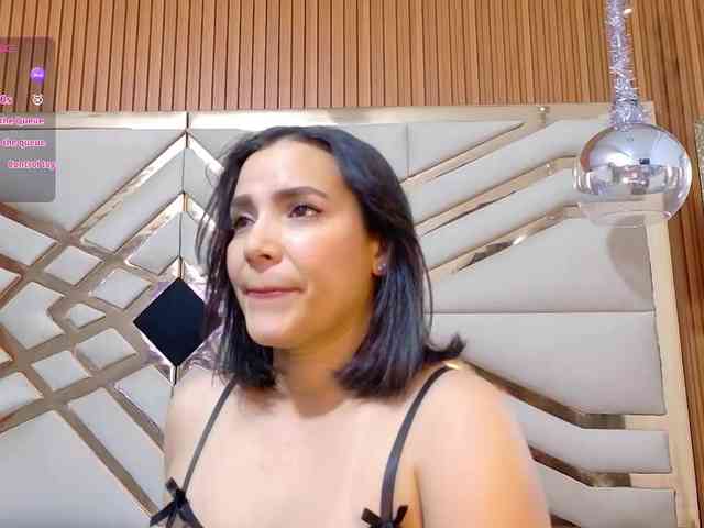 Sexyladyandhot webcam