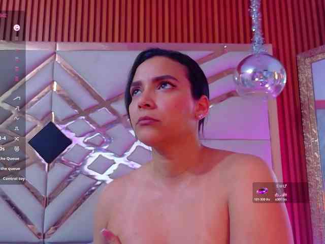 sexyladyandhot's live room