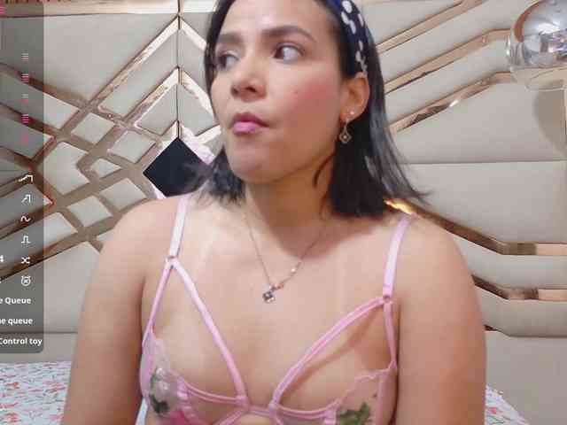 Sexyladyandhot webcam