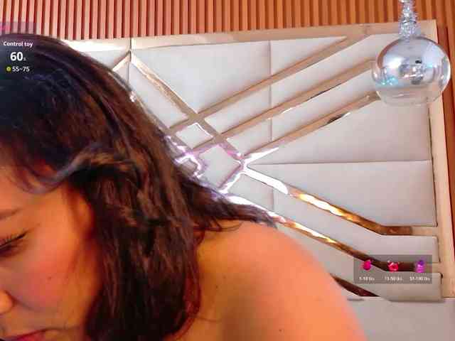 Sexyladyandhot webcam