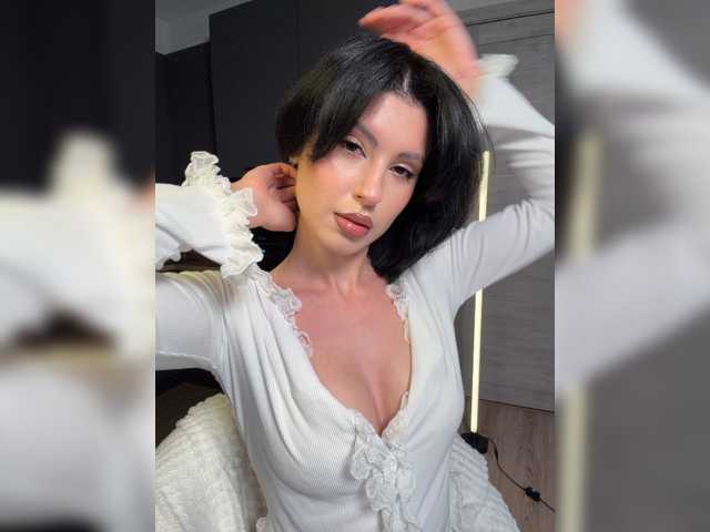 alllyaaa live cam on BongaCams