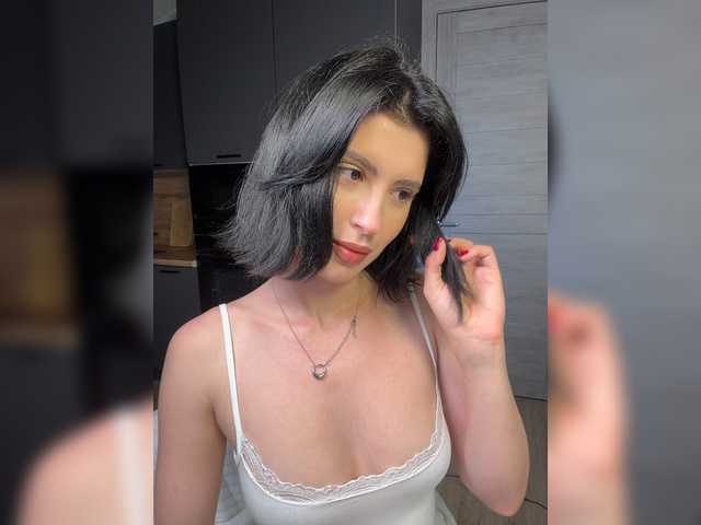 alllyaaa live cam