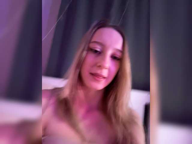MisaMarkisa live cam preview