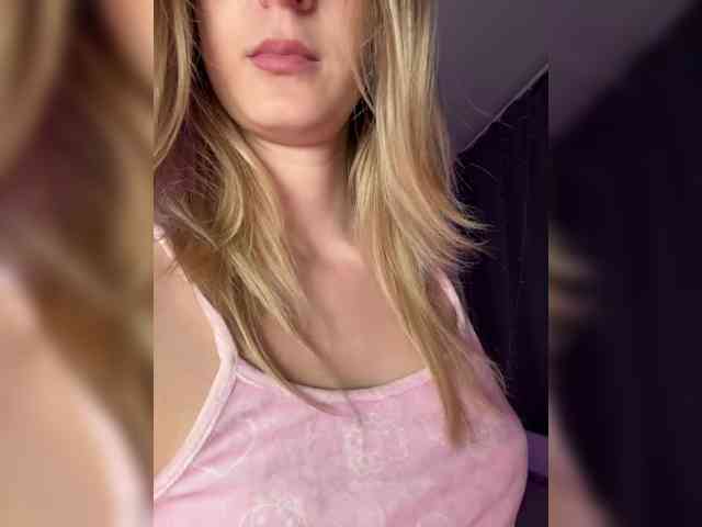 MisaMarkisa live female cam on bongacams