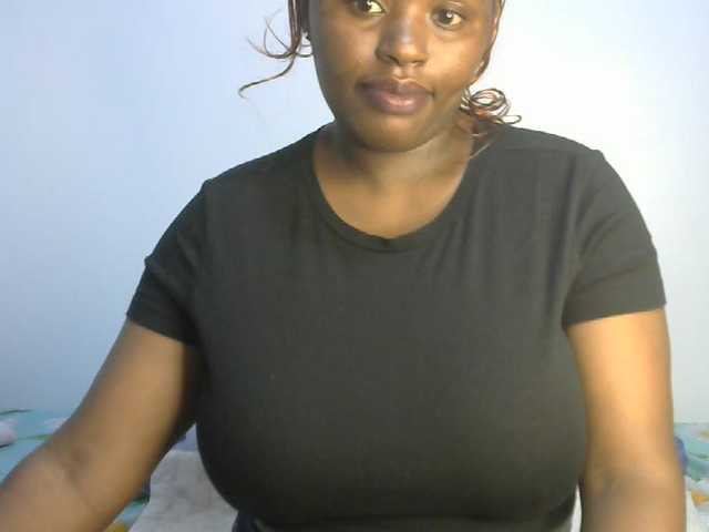 sexyhazel live cam on BongaCams