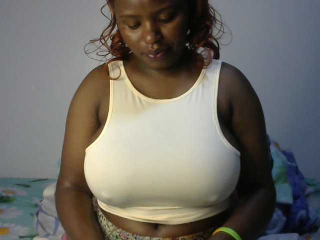 sexyhazel live cam on BongaCams