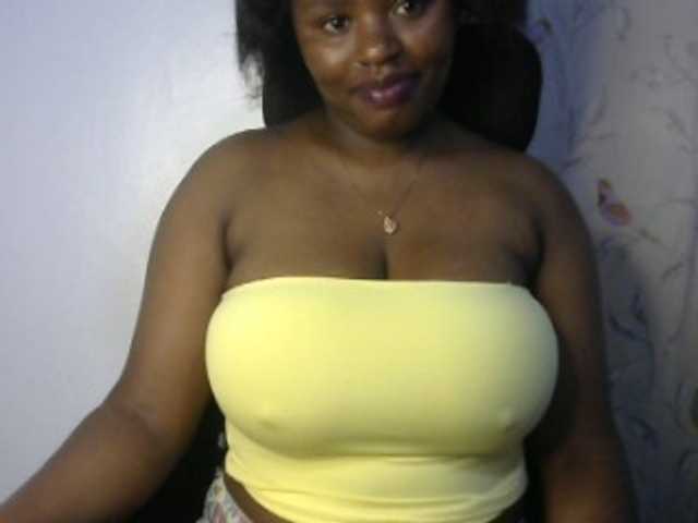 sexyhazel live webcam show