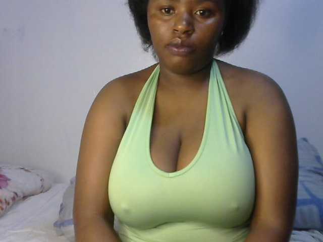 sexyhazel live webcam show
