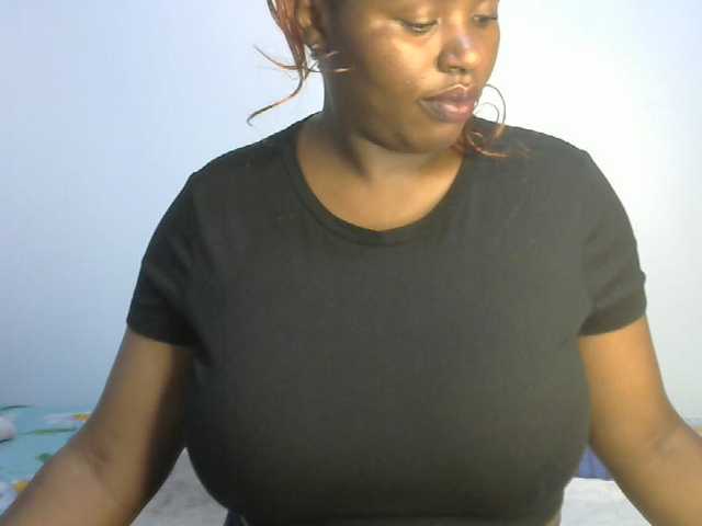 sexyhazel live cam on BongaCams