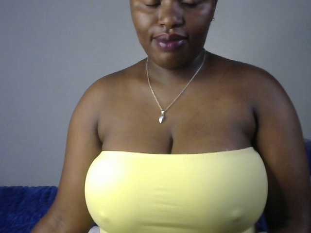 sexyhazel's BongaCams show and profile