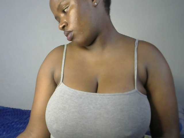 sexyhazel's BongaCams show and profile