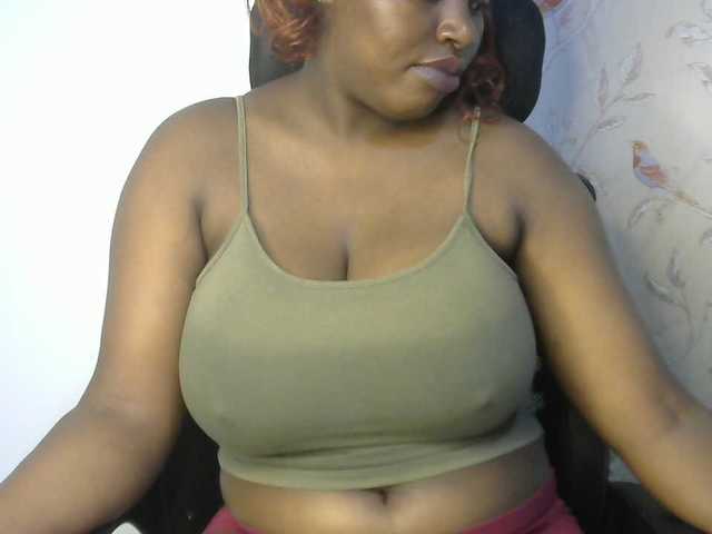 sexyhazel live webcam show