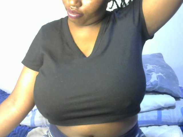 sexyhazel live cam on BongaCams