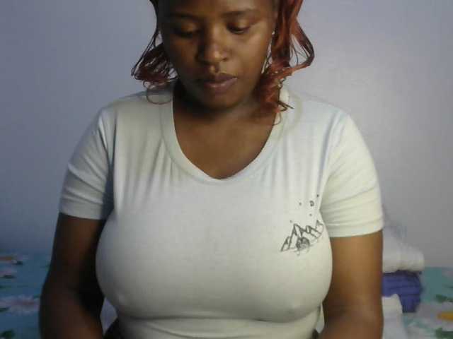 sexyhazel live cam on BongaCams