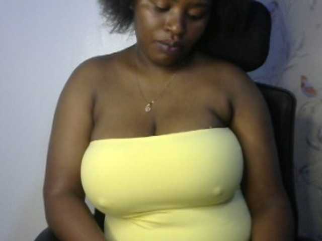 sexyhazel live webcam show