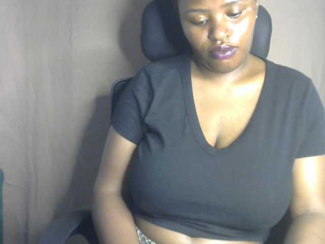sexyhazel live cam on BongaCams