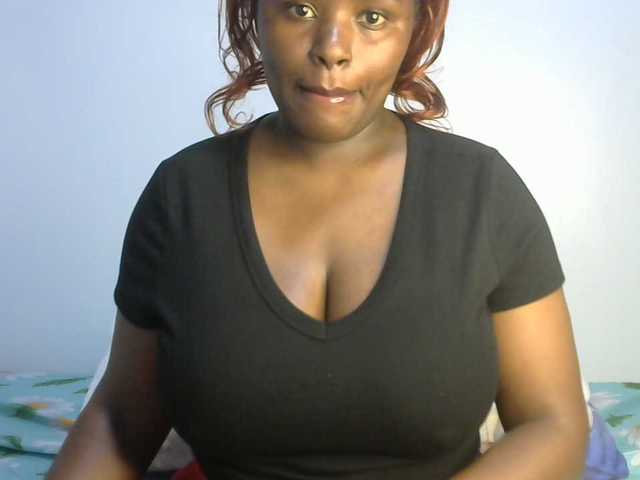 sexyhazel live cam on BongaCams