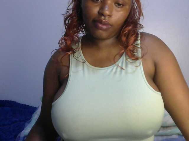 sexyhazel live cam on BongaCams