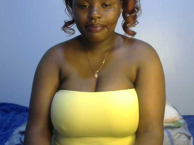 sexyhazel live cam on BongaCams