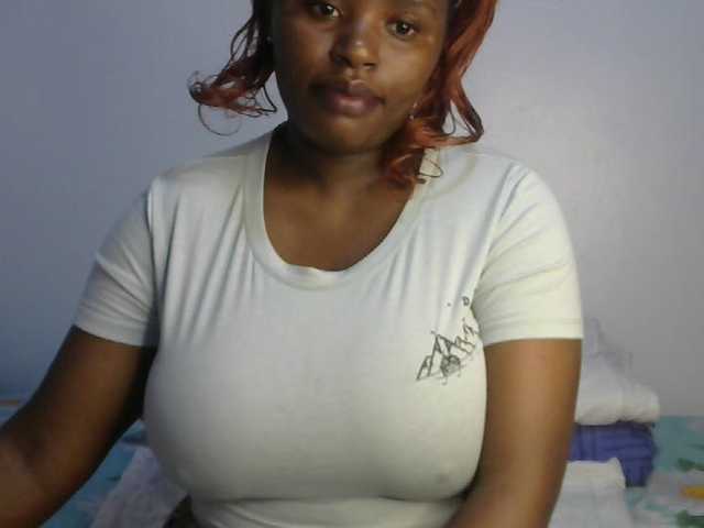 sexyhazel live cam on BongaCams
