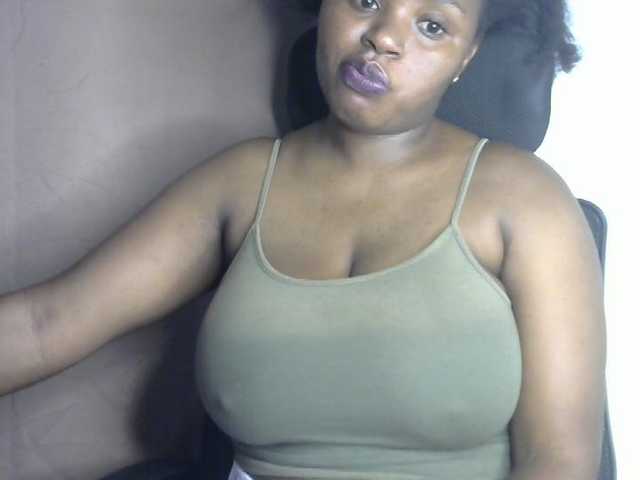 sexyhazel live cam on BongaCams
