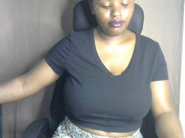 sexyhazel live cam on BongaCams