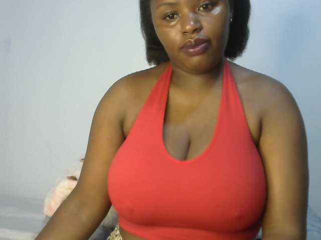 sexyhazel live cam on BongaCams