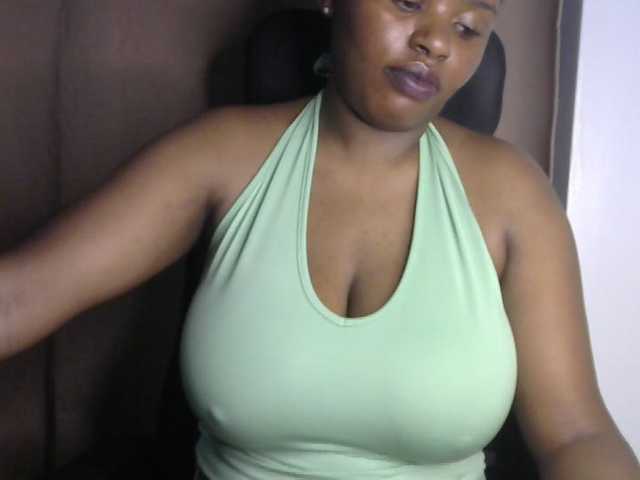 sexyhazel live cam on BongaCams