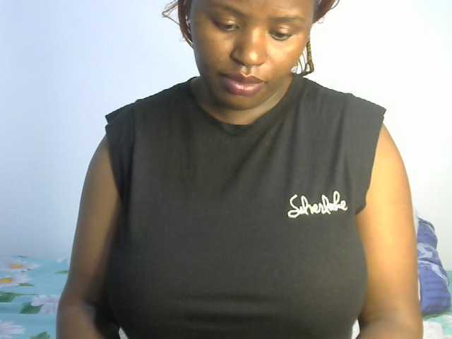 sexyhazel live cam on BongaCams
